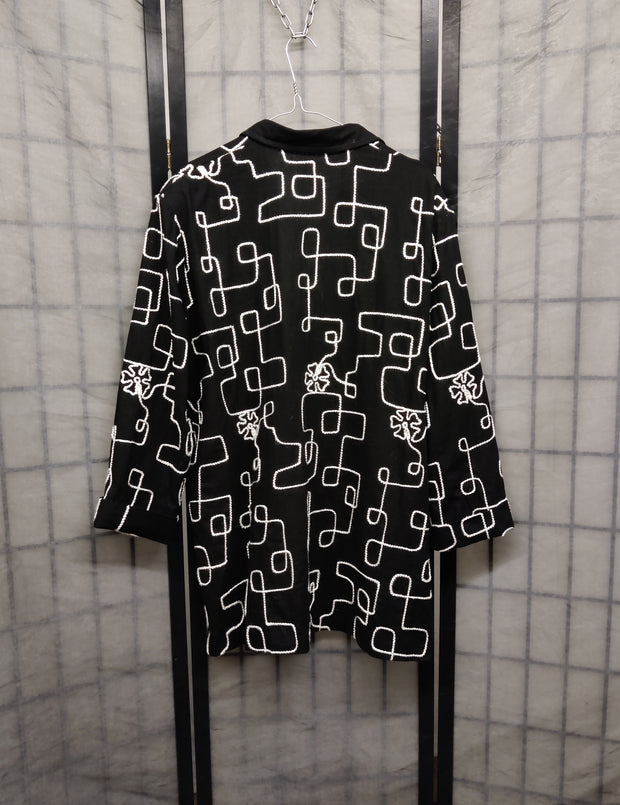 Black print shirt