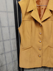 Camel sleeveless collar shirt